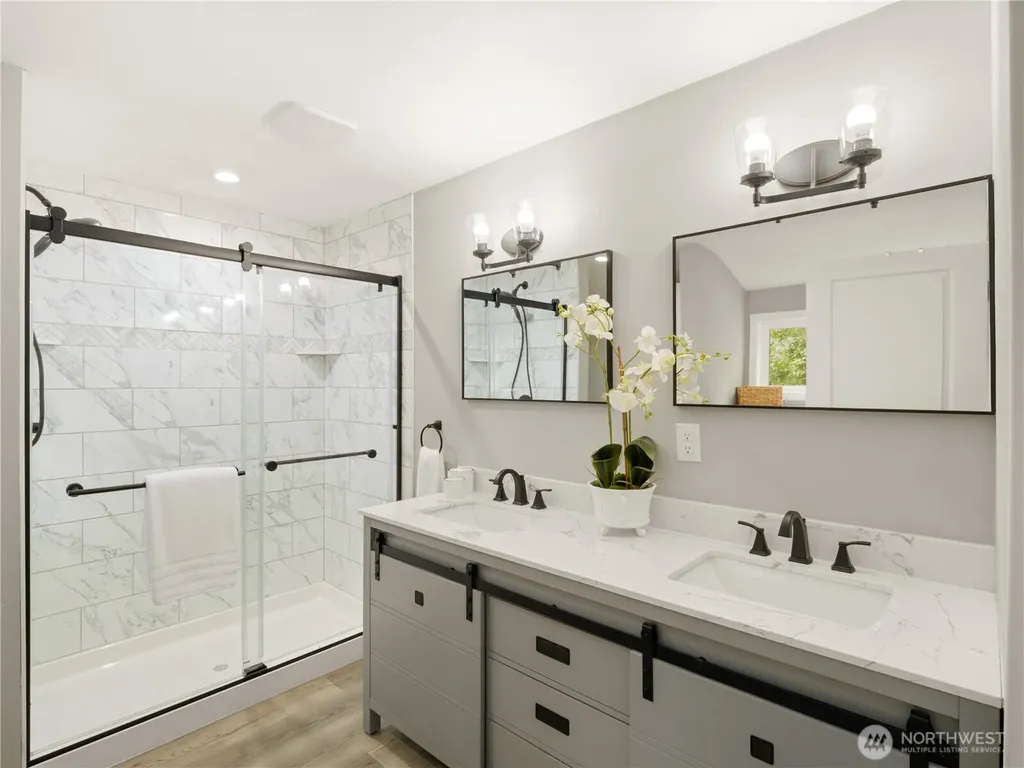 15245 260th Avenue SE Issaquah WA 98027