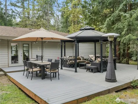 15245 260th Avenue SE Issaquah WA 98027