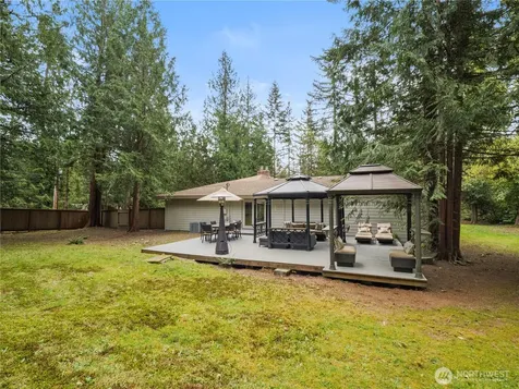 15245 260th Avenue SE Issaquah WA 98027