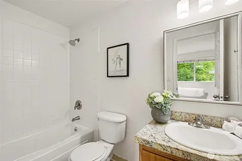 13105 102nd Lane NE Kirkland WA 98034