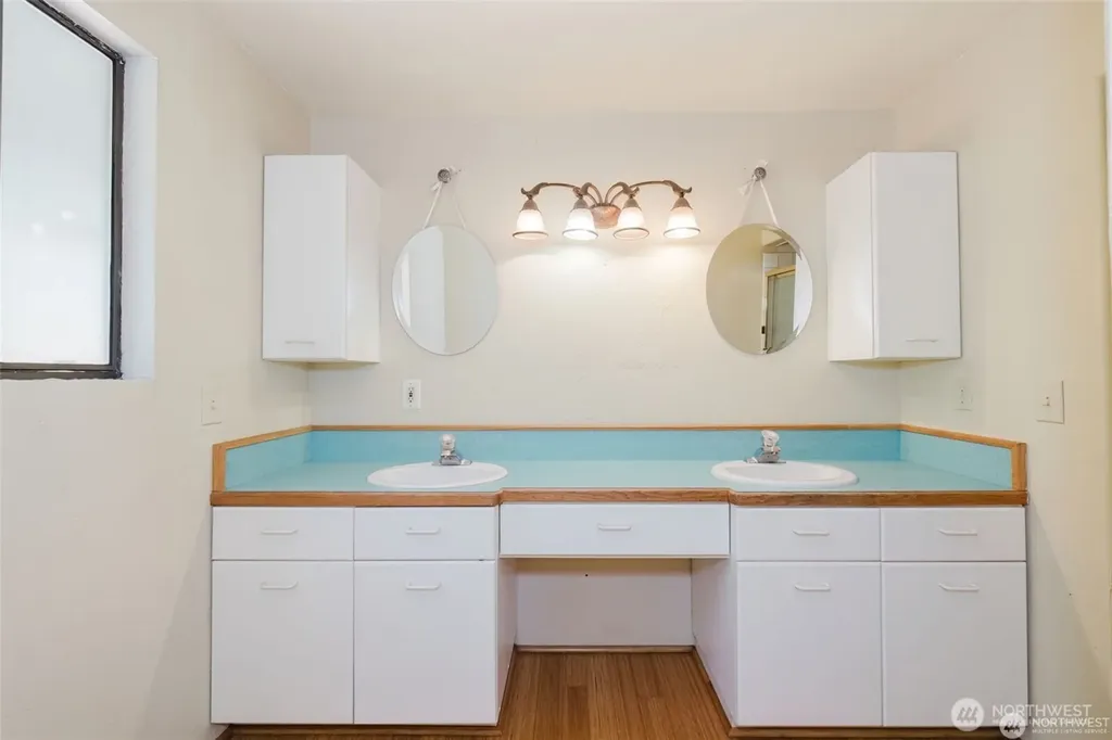 1783 W Shelton Matlock Road Shelton WA 98584
