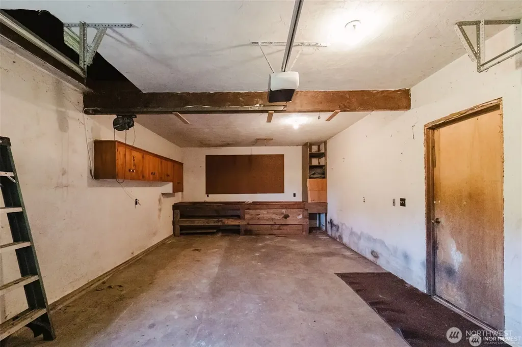 1783 W Shelton Matlock Road Shelton WA 98584