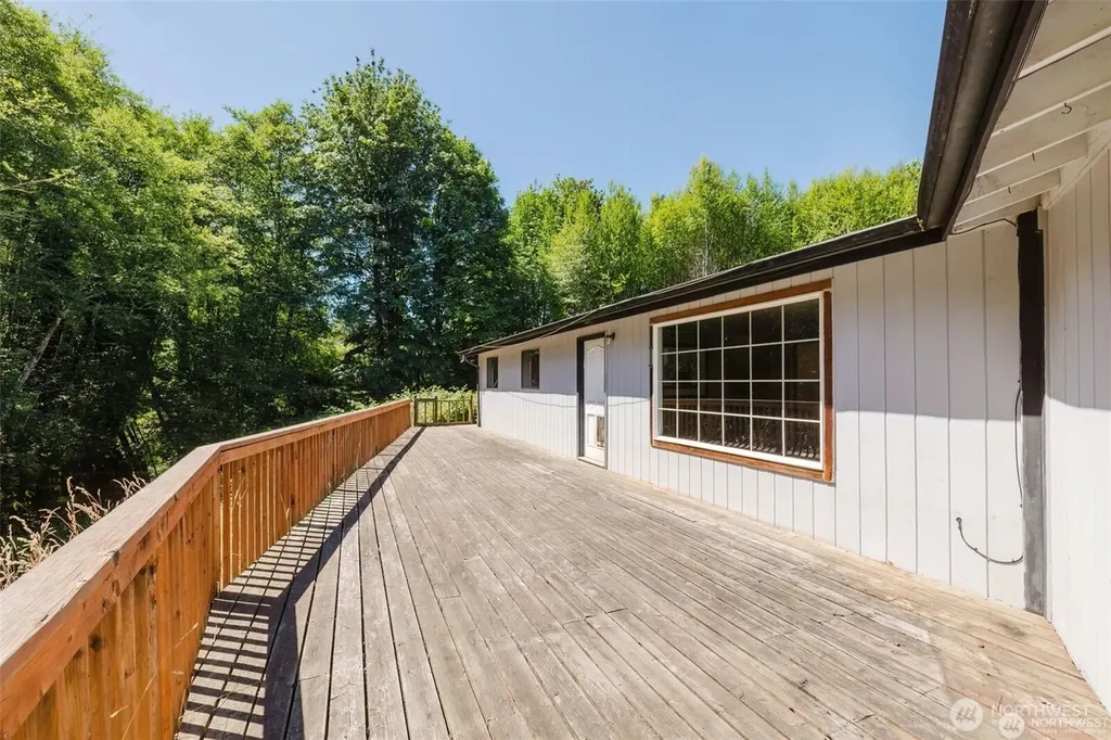 1783 W Shelton Matlock Road Shelton WA 98584