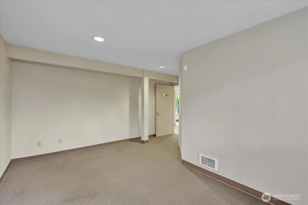 7522 221st Place SW Edmonds WA 98026