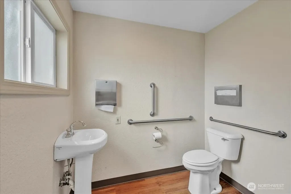 7522 221st Place SW Edmonds WA 98026