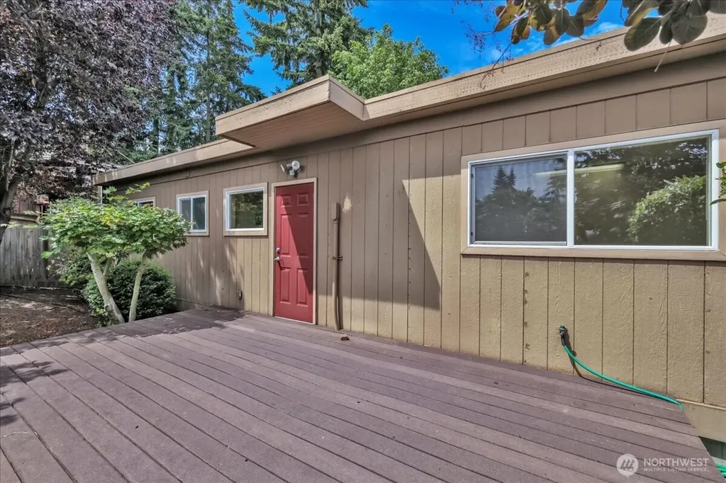7522 221st Place SW Edmonds WA 98026