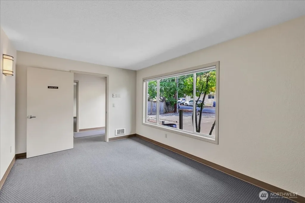 7522 221st Place SW Edmonds WA 98026