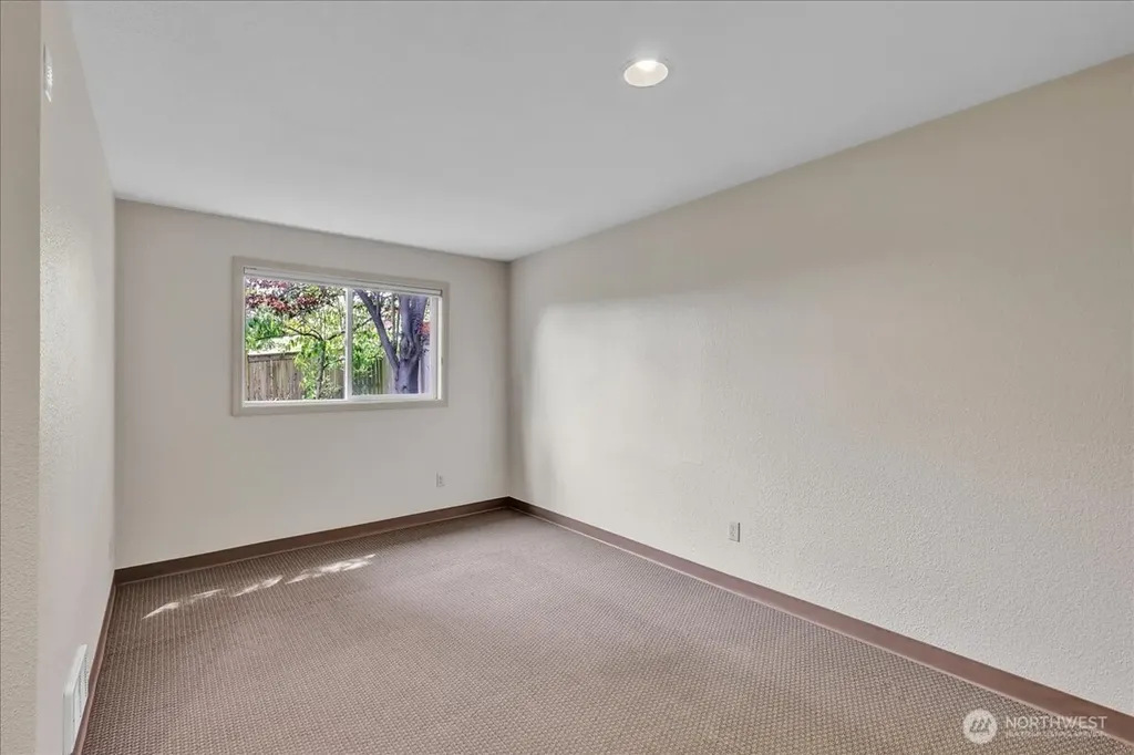 7522 221st Place SW Edmonds WA 98026