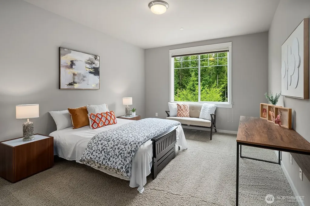 9233 255th Avenue NE Redmond WA 98053