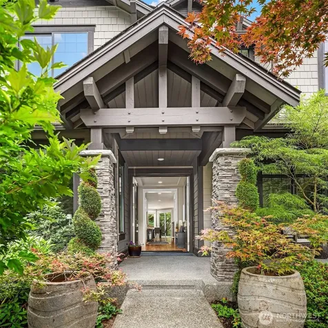9233 255th Avenue NE Redmond WA 98053