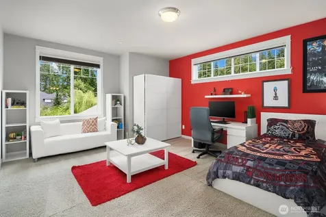 9233 255th Avenue NE Redmond WA 98053