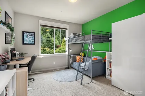 9233 255th Avenue NE Redmond WA 98053