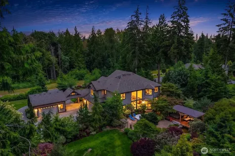 9233 255th Avenue NE Redmond WA 98053