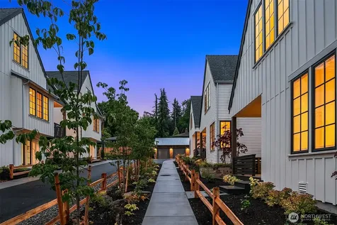2218 NE 125th Street Seattle WA 98125