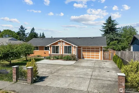 24527 36th Avenue S Kent WA 98032