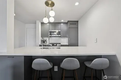 520 2nd Avenue W Seattle WA 98119
