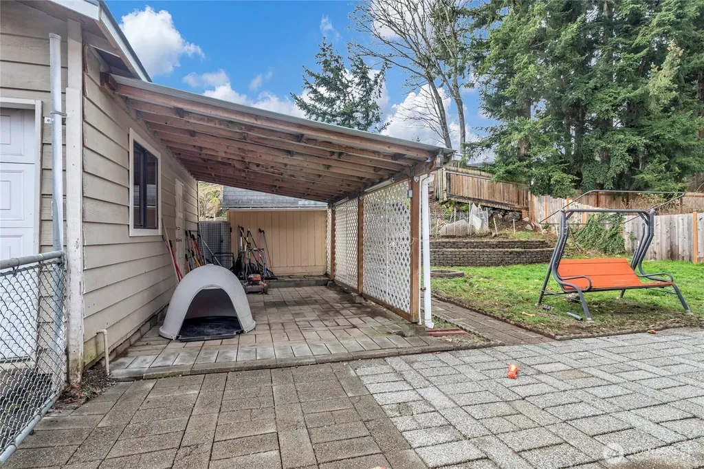 28461 26th Avenue S Federal Way WA 98003
