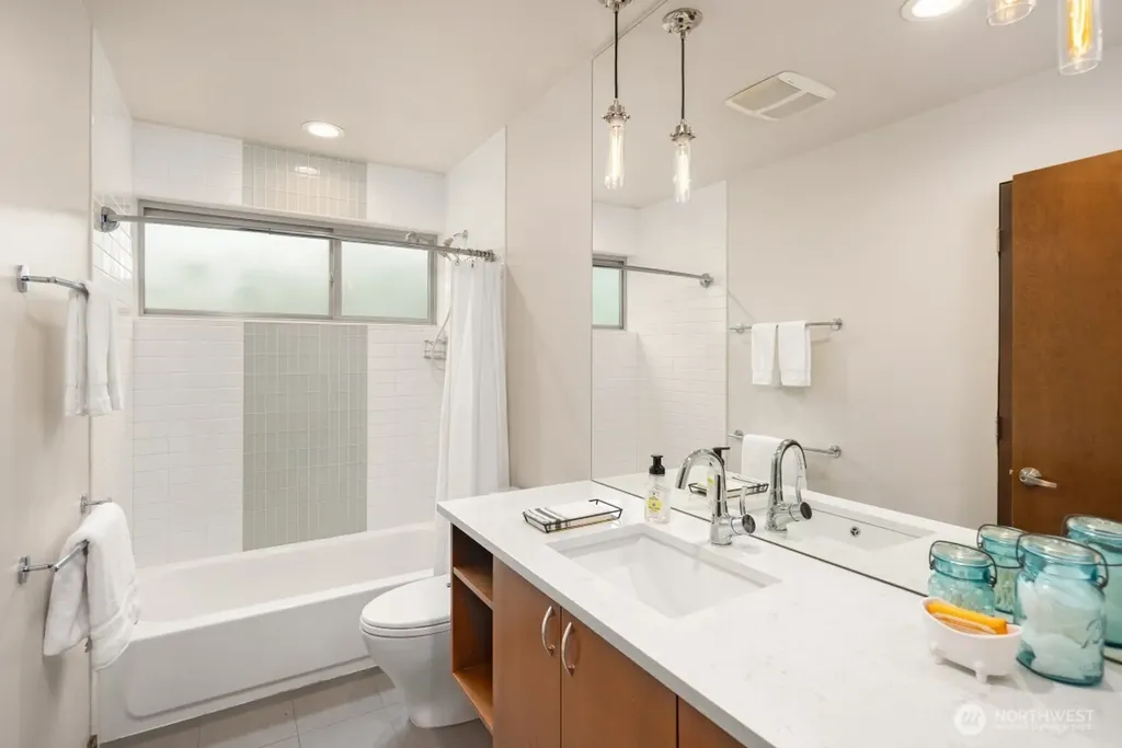 1535 NW 58th Street Seattle WA 98107