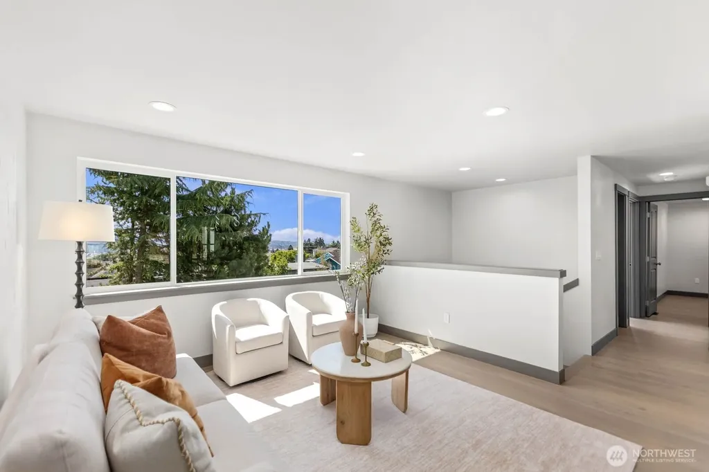 5926 23rd Avenue S Seattle WA 98108