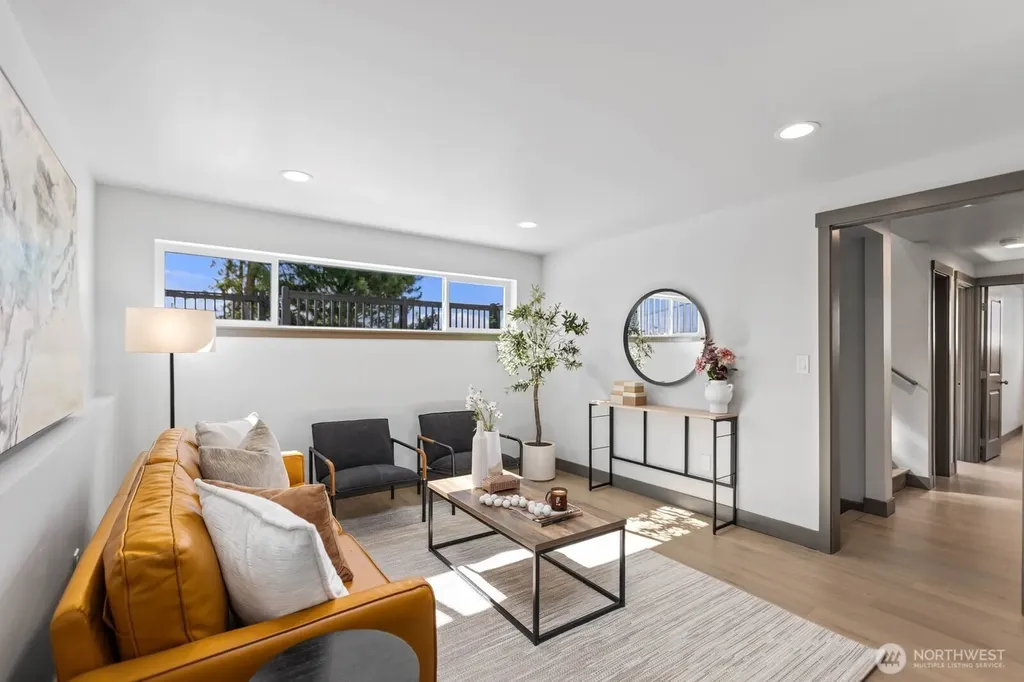 5926 23rd Avenue S Seattle WA 98108