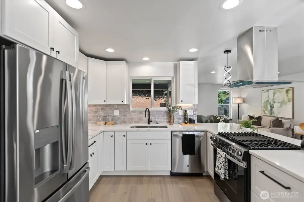 5926 23rd Avenue S Seattle WA 98108