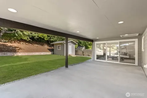 5926 23rd Avenue S Seattle WA 98108