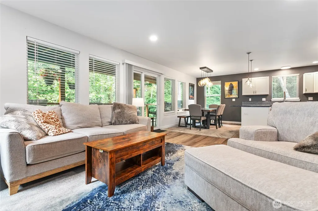 463 E Alder Drive Sedro Woolley WA 98284