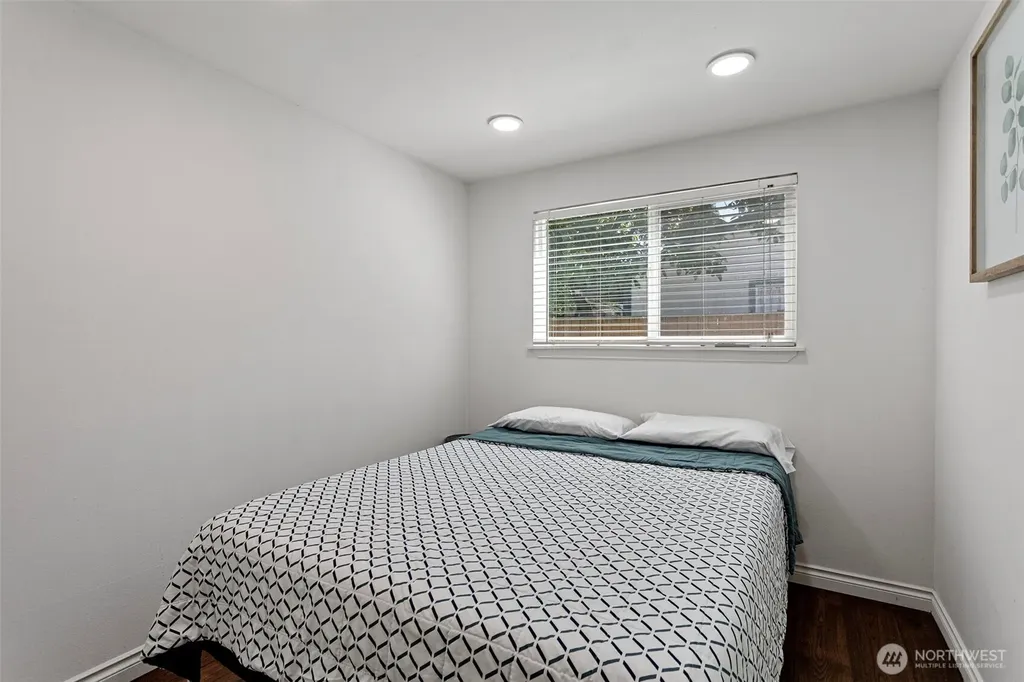 12711 52nd Avenue E Tacoma WA 98446