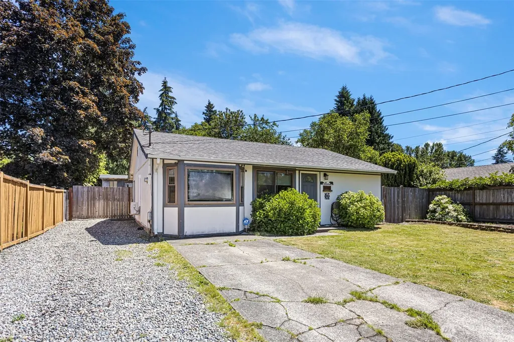 12711 52nd Avenue E Tacoma WA 98446
