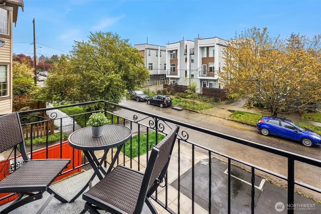 5501 11th Avenue NW Seattle WA 98107
