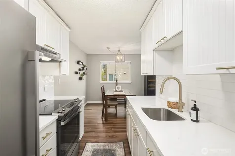 5501 11th Avenue NW Seattle WA 98107