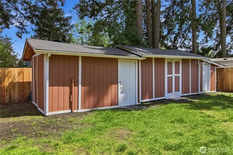 12601 105th Avenue Ct E Puyallup WA 98374