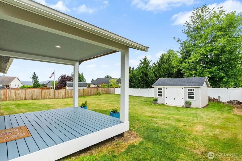 19 Timber Lane Elma WA 98541