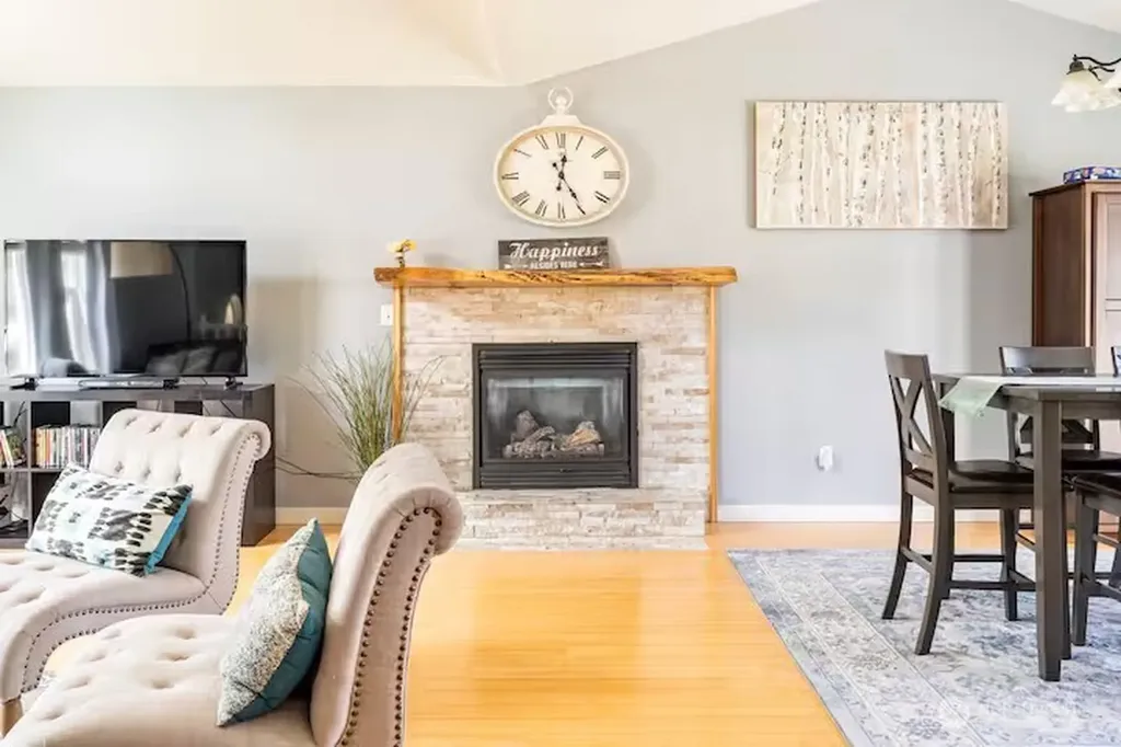 4248 S 148th Street Tukwila WA 98168