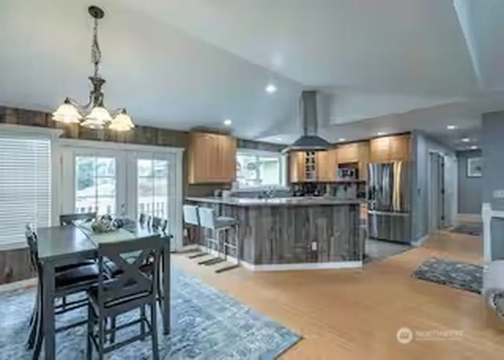 4248 S 148th Street Tukwila WA 98168
