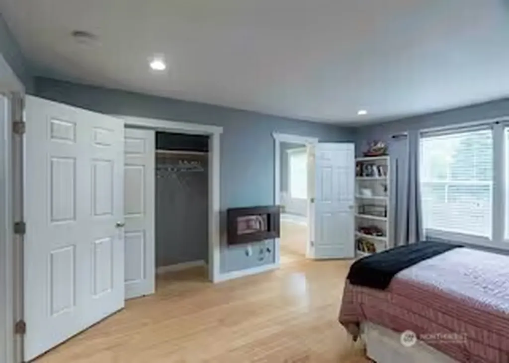 4248 S 148th Street Tukwila WA 98168