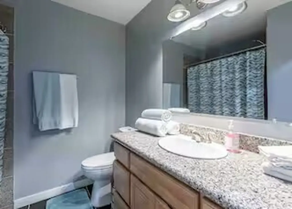 4248 S 148th Street Tukwila WA 98168