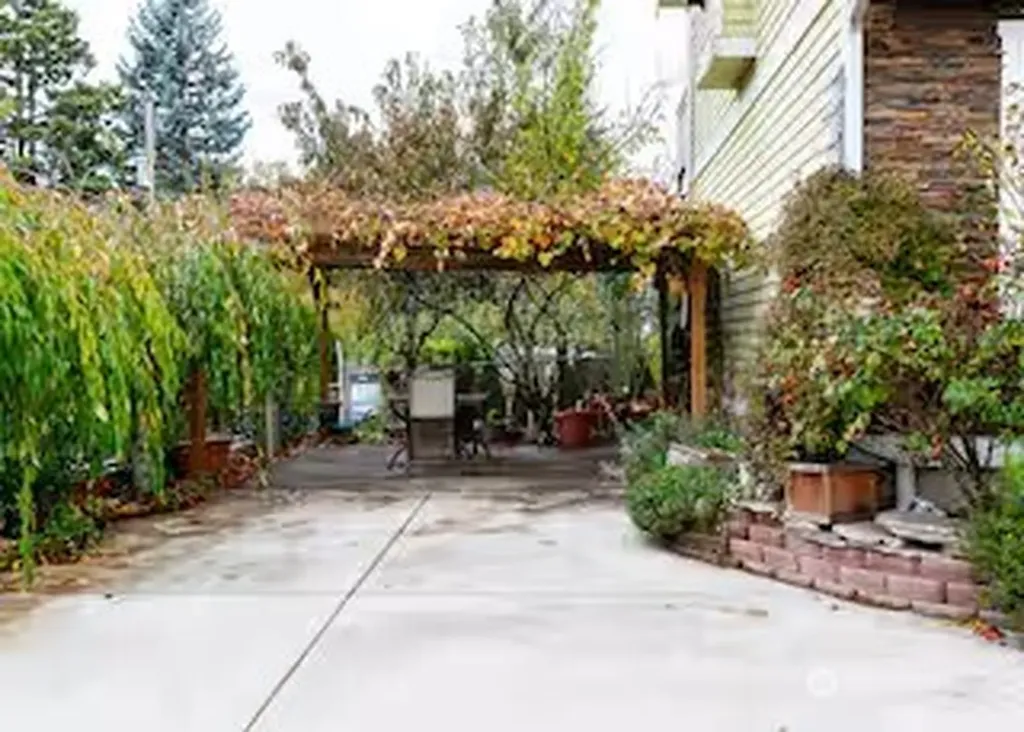 4248 S 148th Street Tukwila WA 98168