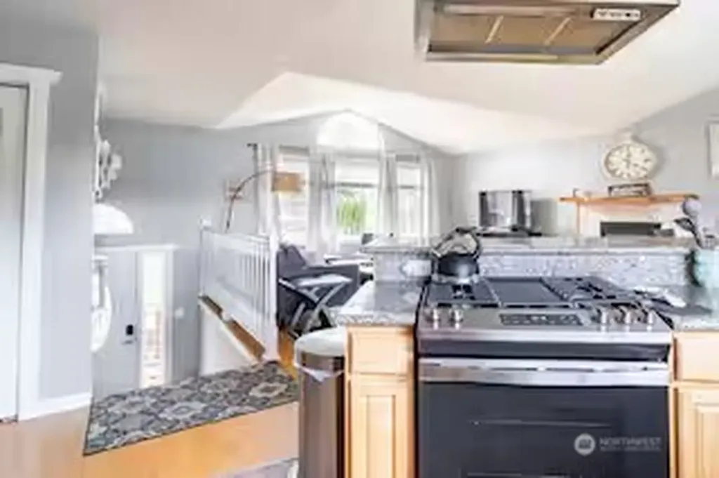 4248 S 148th Street Tukwila WA 98168