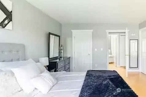 4248 S 148th Street Tukwila WA 98168