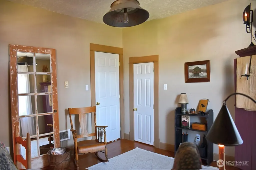 673 SW Chehalis Avenue Chehalis WA 98532