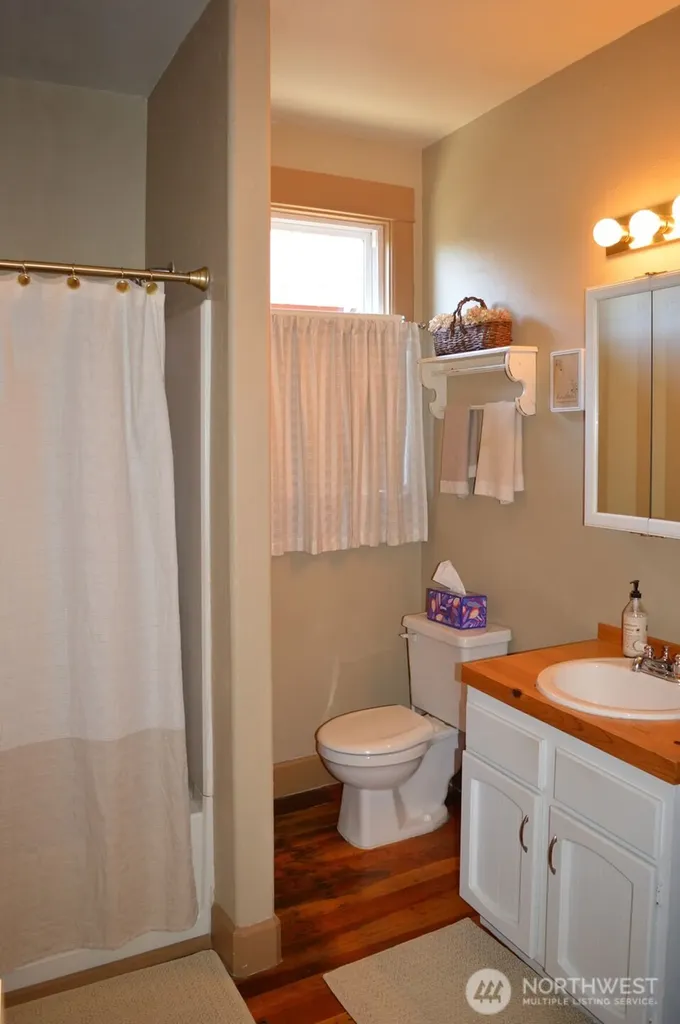 673 SW Chehalis Avenue Chehalis WA 98532