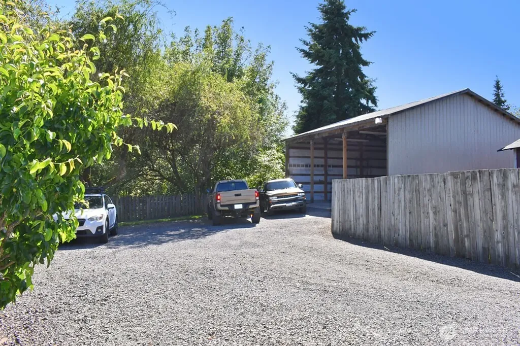 673 SW Chehalis Avenue Chehalis WA 98532