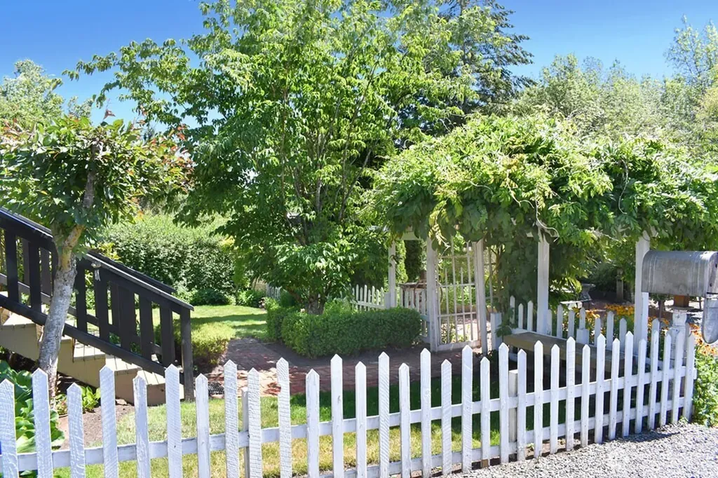673 SW Chehalis Avenue Chehalis WA 98532