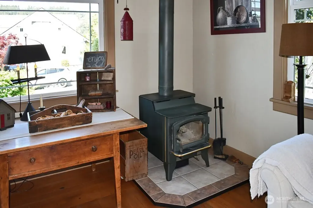 673 SW Chehalis Avenue Chehalis WA 98532