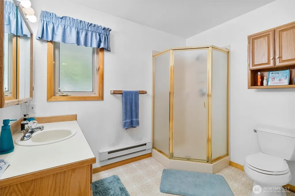 7101 Rainier Way Glacier WA 98244