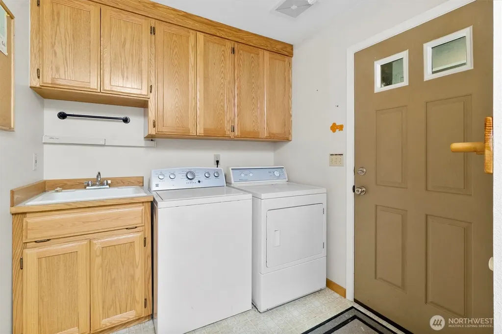 7101 Rainier Way Glacier WA 98244
