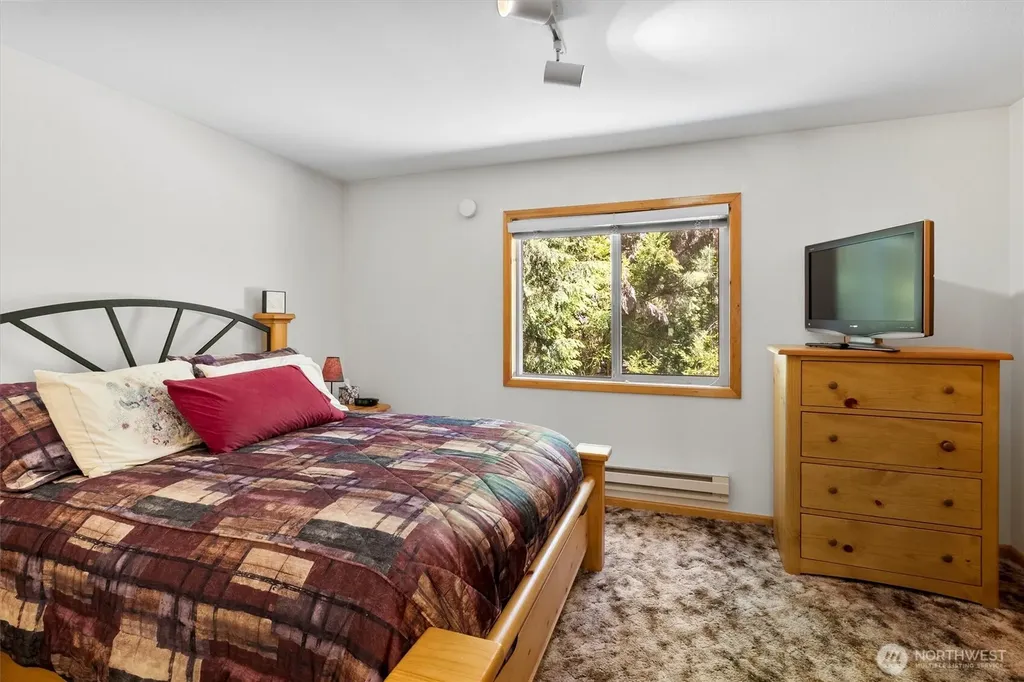 7101 Rainier Way Glacier WA 98244