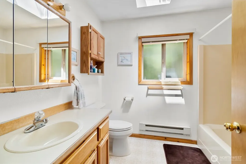 7101 Rainier Way Glacier WA 98244