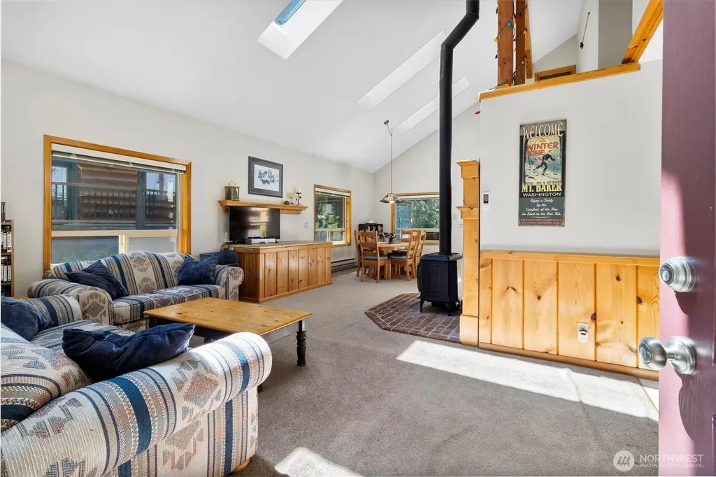 7101 Rainier Way Glacier WA 98244